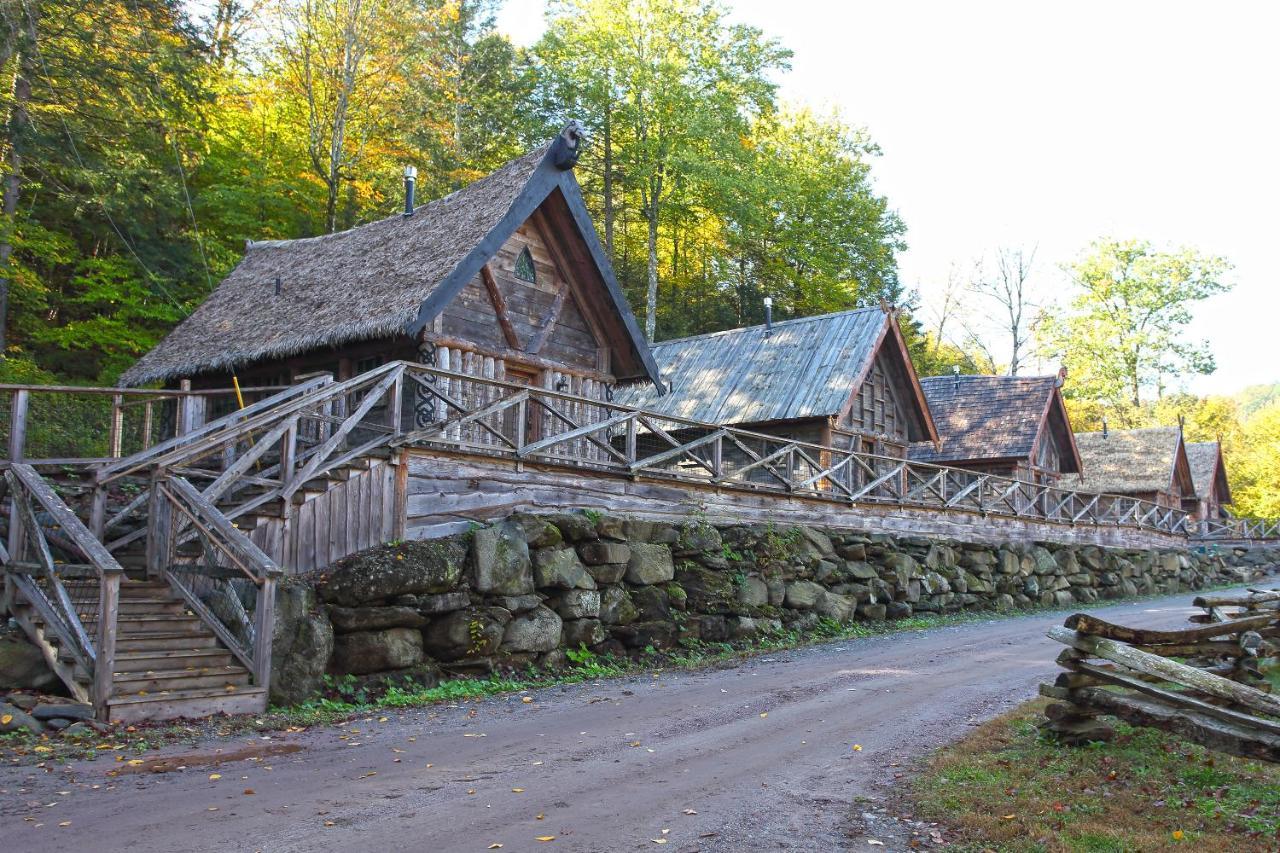 Vikings Villages Resort Guilford エクステリア 写真