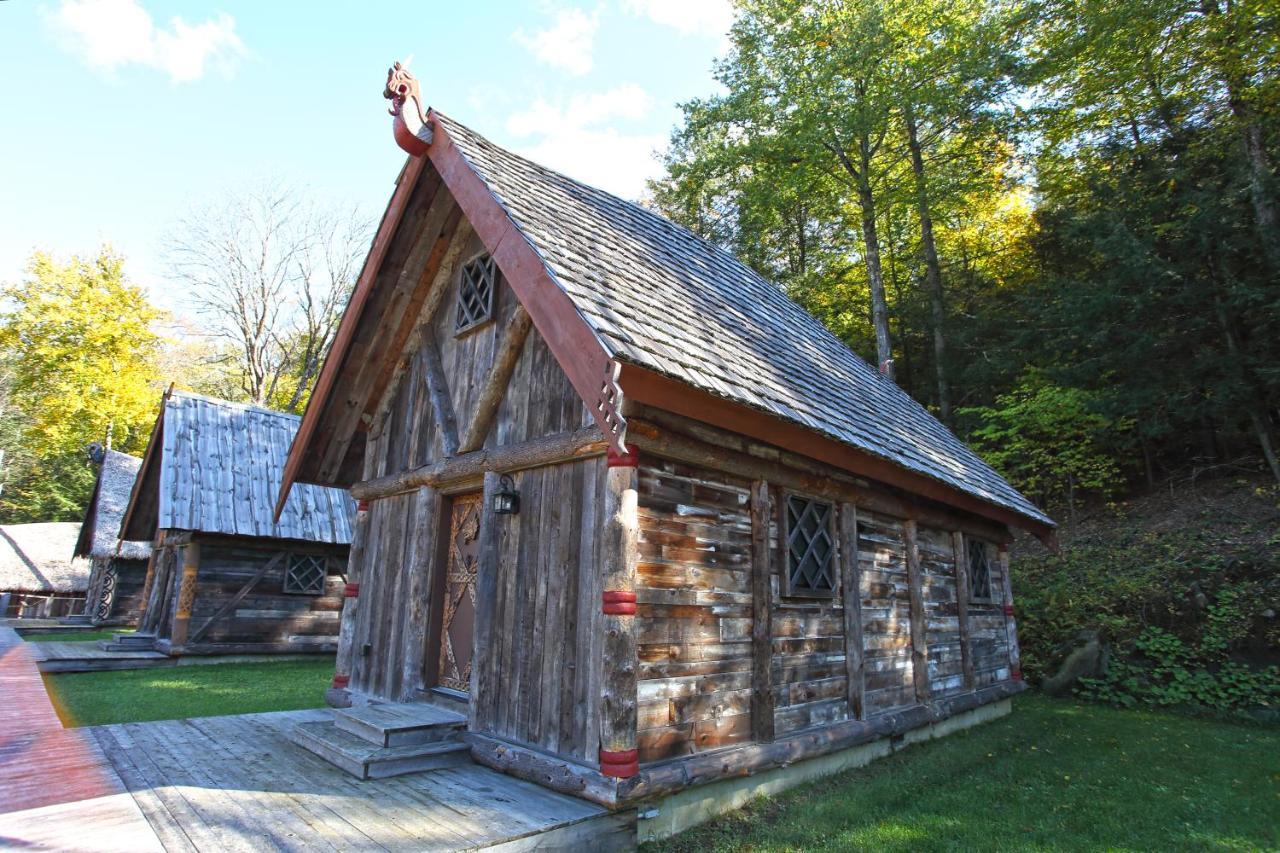 Vikings Villages Resort Guilford エクステリア 写真