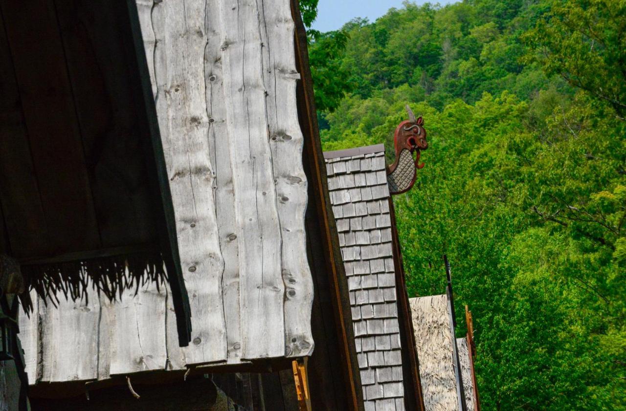 Vikings Villages Resort Guilford エクステリア 写真