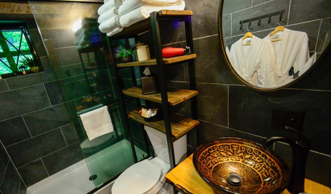 Vikings Villages Resort Guilford エクステリア 写真